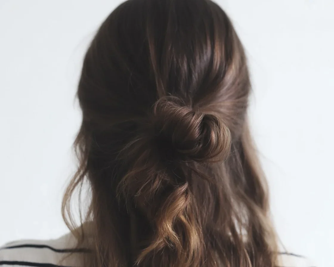 A collection of easy hair styles for beginners, ideal for kids and busy moms.